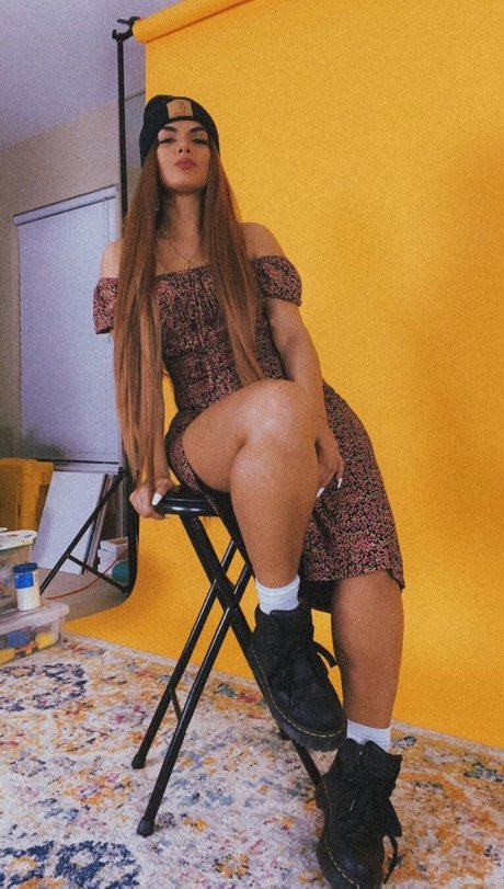 Natalia Pitti hot model photo