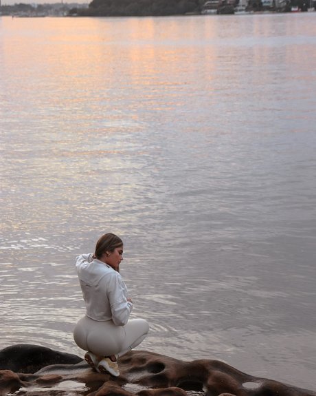 Maria Perez_ model top image