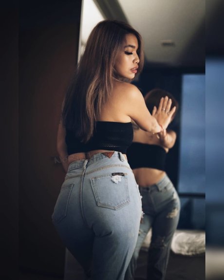 Nori Thita_ model nice images