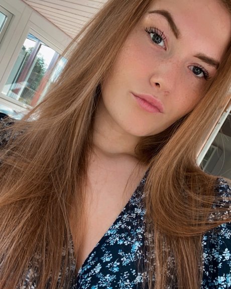 Vasana 20 naked pornstar photo