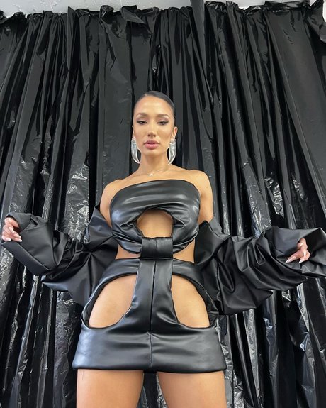 Alicia Arrietta_ adult model archive