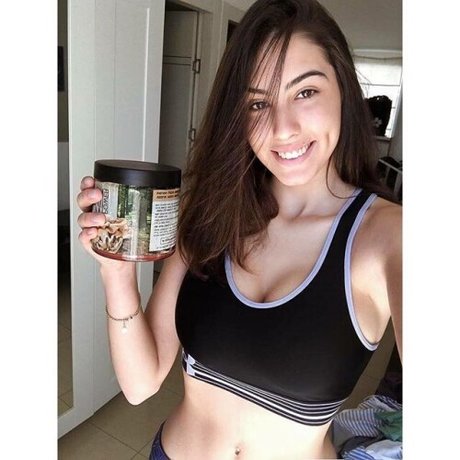 Liron Swis star free pic