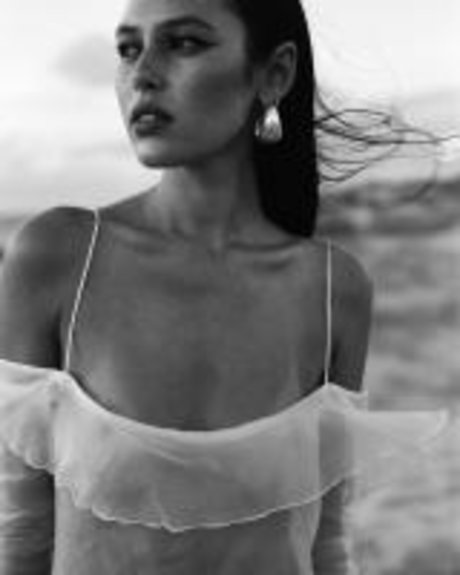 Naomi Stevens_ star free galleries