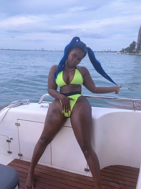 Sukihana_ pornstar exclusive photo