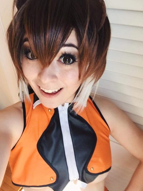 Aara Lee_ star hd gallery