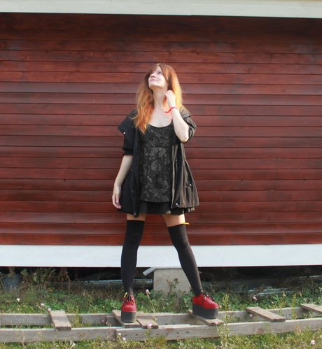 Green Sexy Bear s model perfect pic