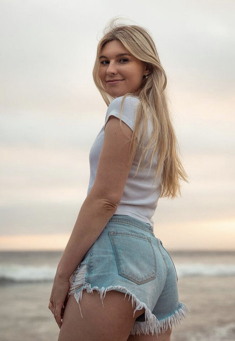 Jess Billings_ hd model pics