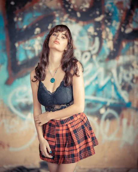 Linoy Tavore star beautiful photo