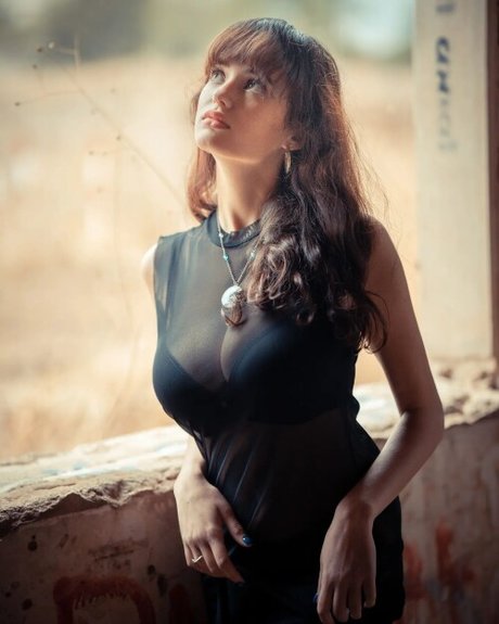 Linoy Tavore porn star images