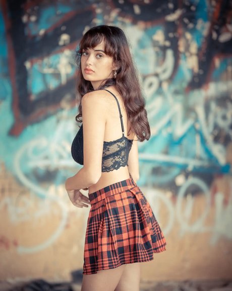 Linoy Tavore porn star archive