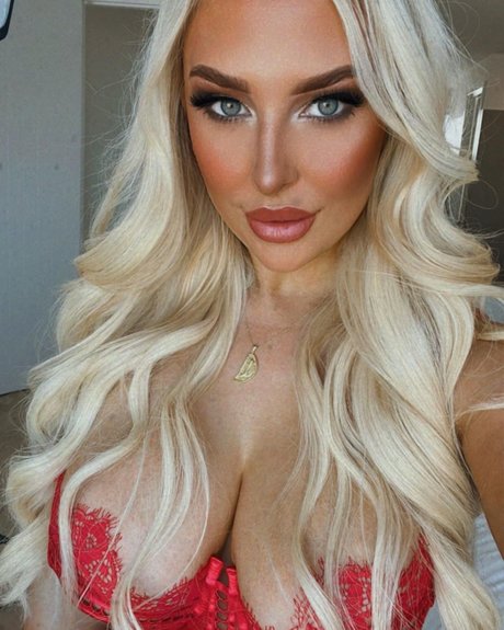 Nina Mae exclusive model gallery