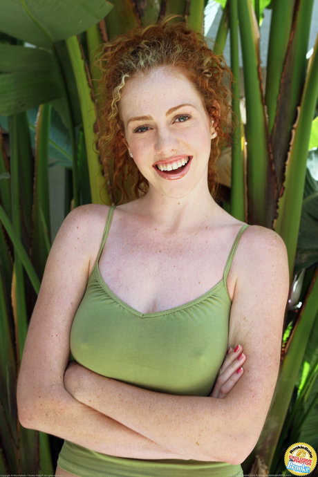 Brooke Barnes art star images