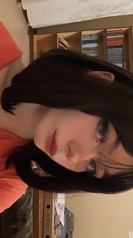 Fluffyfulafel_ Quick photo