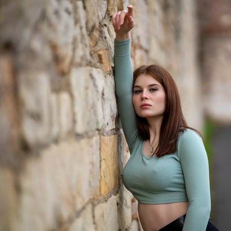 Anouk star porn pics