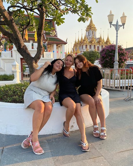 _Caroline Moore_ adult star pics