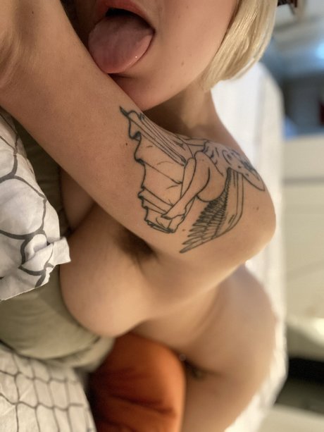 Cat Gold star porn pic