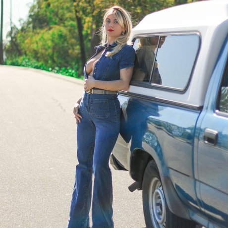 redhead skinny onlyfans sexy nude gallery