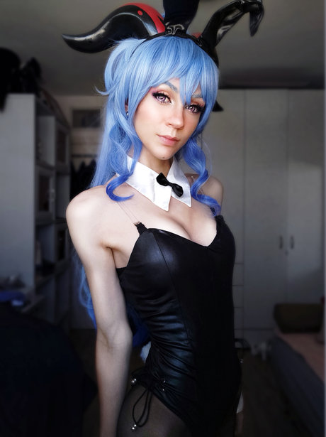 Michal Cosplay_ perfect model pic