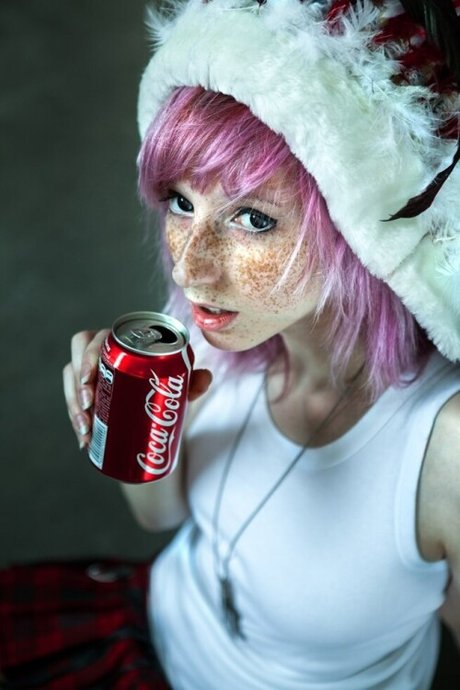 Eliza Satu naked actress photos