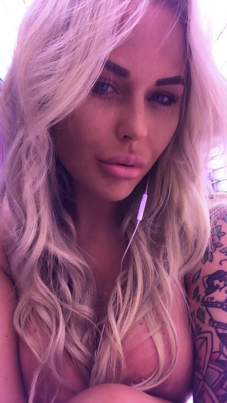 Yana Daems art pornstar gallery