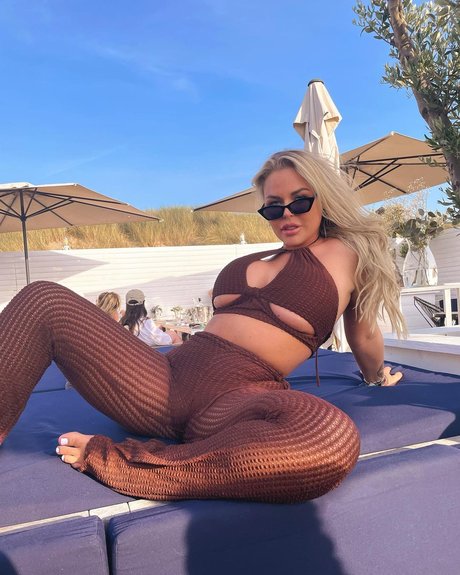 Yana Daems perfect actress photo