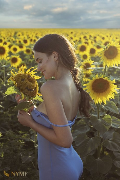 Alina Soleada pretty star img