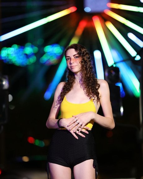 arab milf onlyfans beautiful porn photo