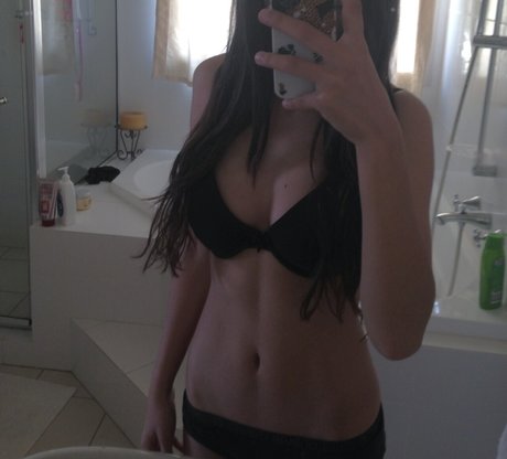 hairy teen pussy onlyfans nude picture