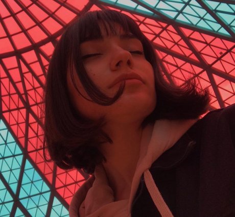 Subaronovv model naked image