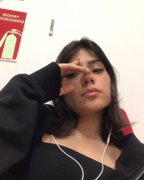 Subaronovv sexy actress image