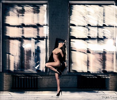 Alla Goddess star top photo