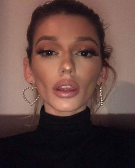 muscle girls onlyfans pornographic image