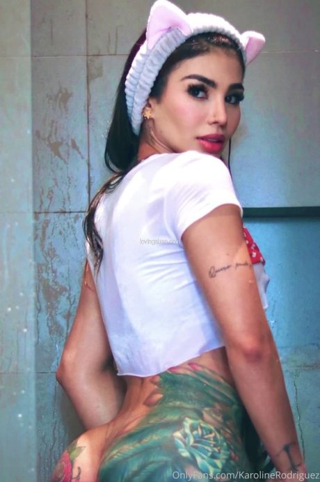 Karoline Rodriguez hot actress pics