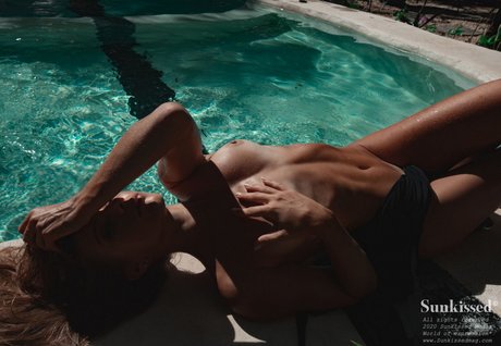 Manu Neme pretty model pics