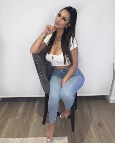 Payvand Mesbah perfect actress images