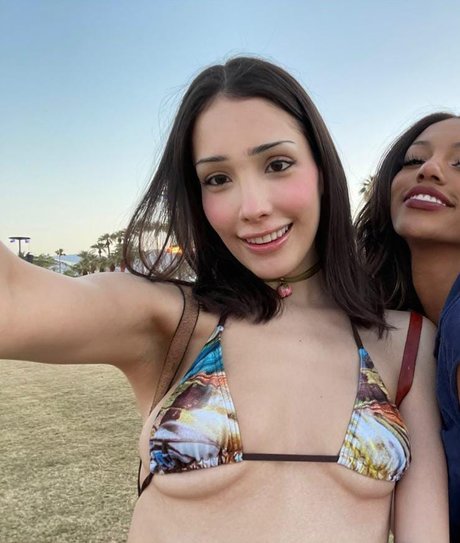 Zion Moreno porn star photo