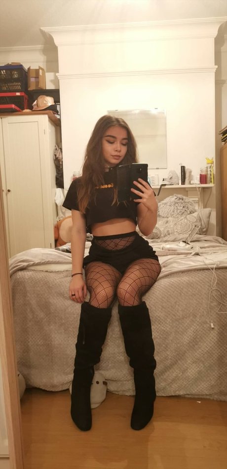 Csillabu art star gallery