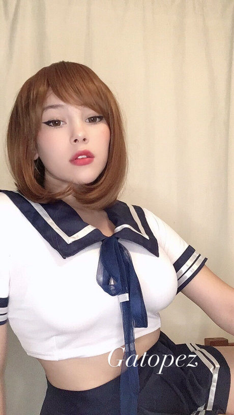 Gato Pez pretty pornstar photo