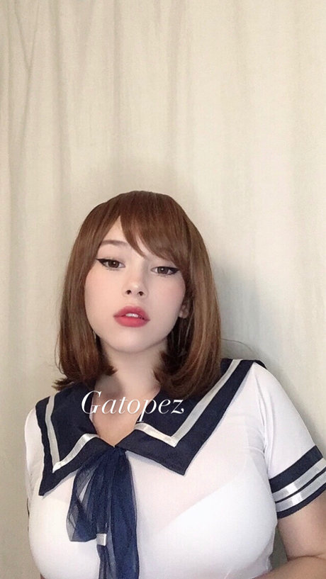 Gato Pez nude model photo