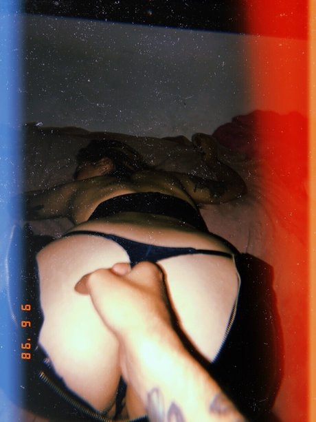 Hillmayer model top photos