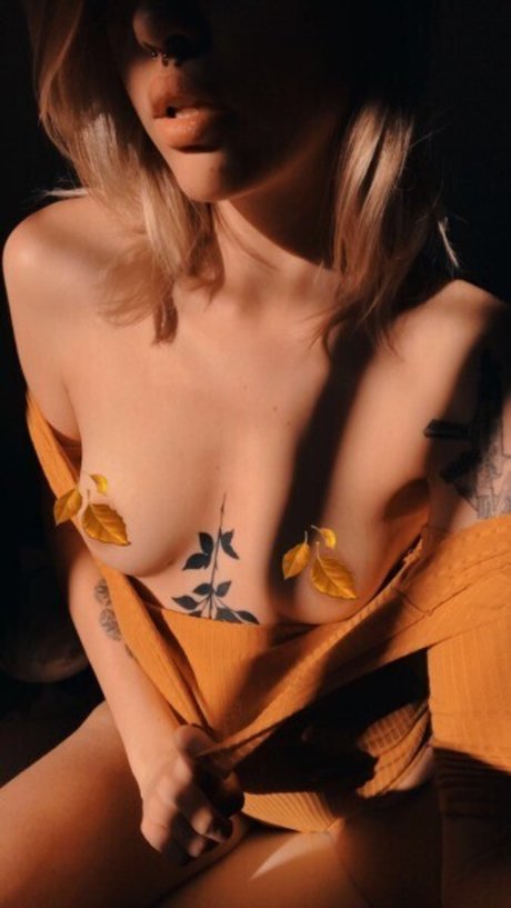 Hillmayer model sex pictures