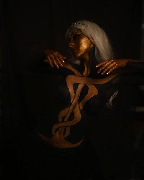 Maya Got sexy model images