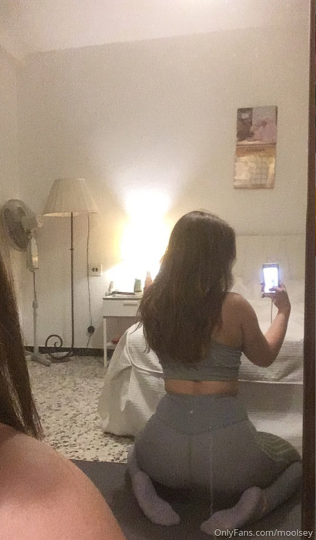 Moolsey star top images