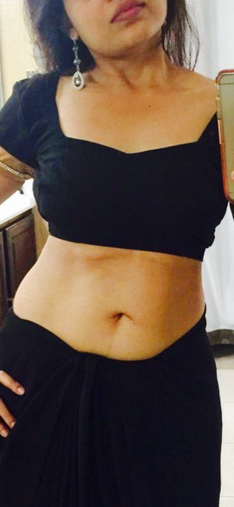 Pankhuri Kunal star erotic galleries