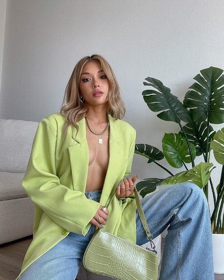 Sangyay Chen hot pornstar pictures