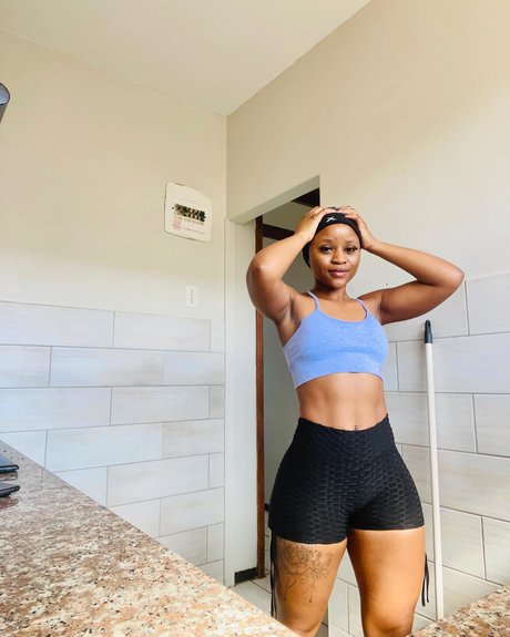 Sharon Gambu star nice pictures