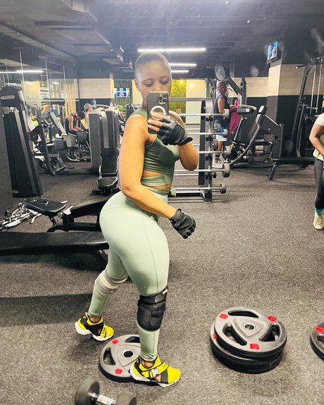 Sharon Gambu pornstar image