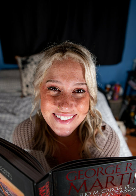 Mistressalext model exclusive pictures