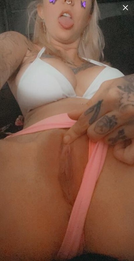 Mykie Vieira Love sex model pictures