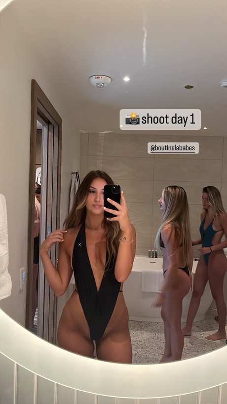 Julia Rae pornstar nude photo